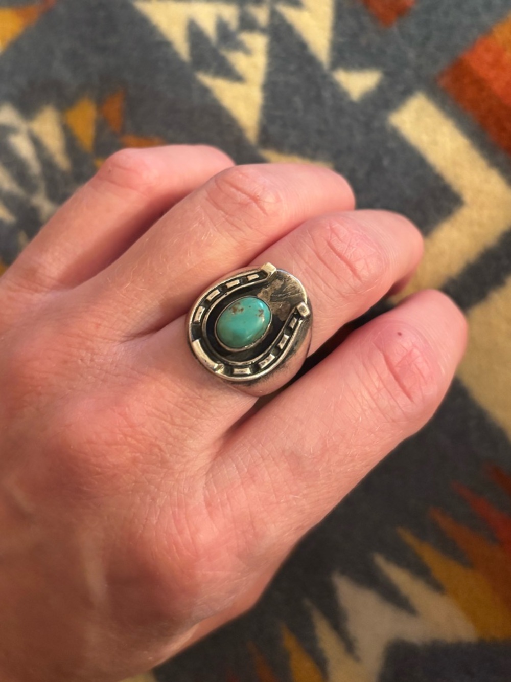 Vintage turquoise lucky horse shoe ring